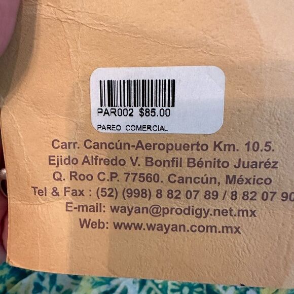 Wayan Sarong Pareo Tie Dye Tiedye Wrap 63” X 43” - Picture 6 of 9